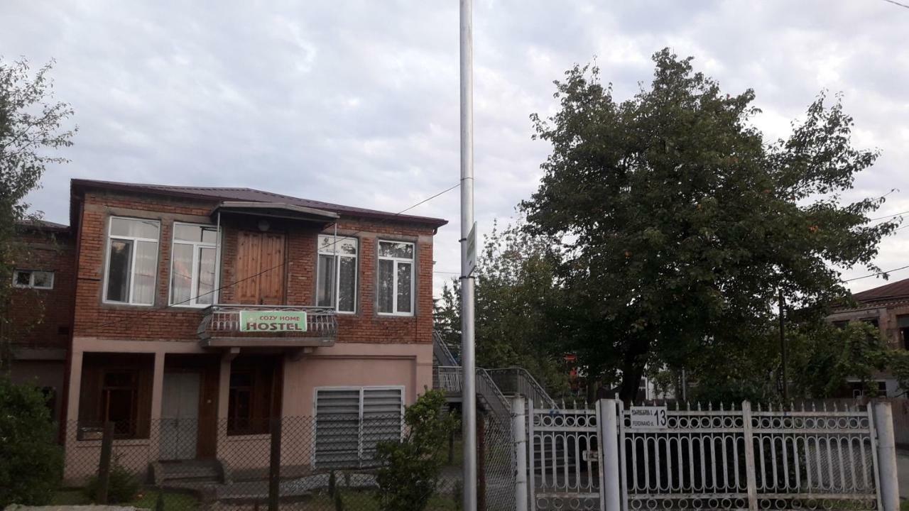 Cozy House Hotel Zugdidi Exterior foto